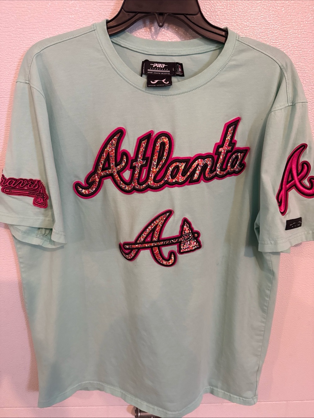 Pro Standard Atlanta Braves Shirt Men's Large Mint Green Embroidered MLB